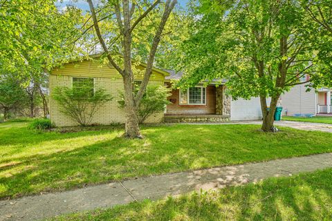 Photo of 524 Winters Eave Drive, Flushing City, MI 48433 (MLS # 55026024636)