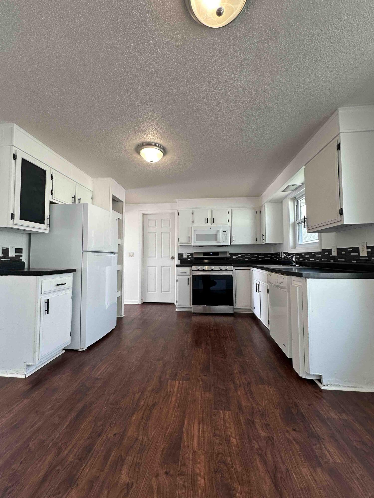 2428 Dean Drive
