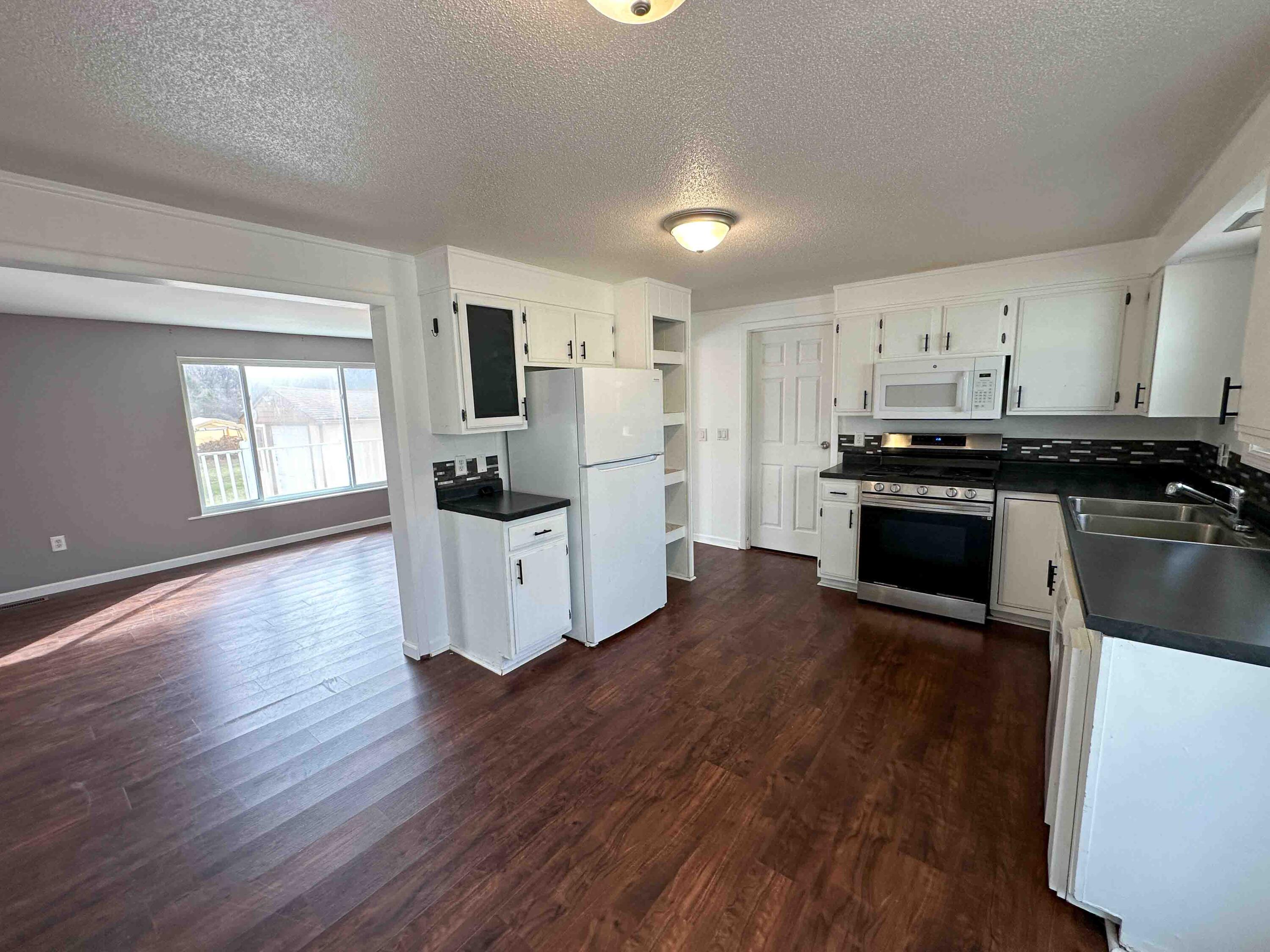 2428 Dean Drive