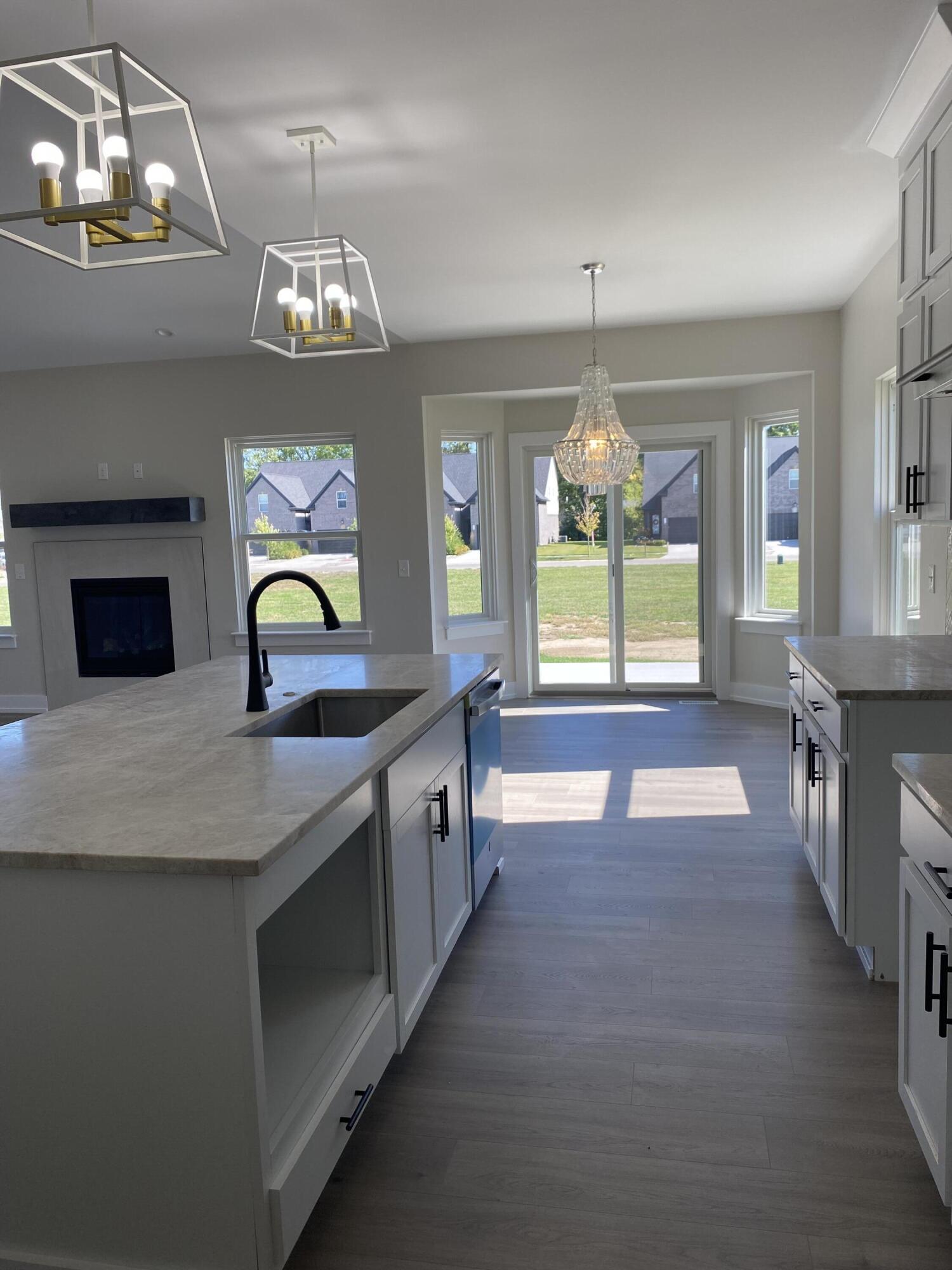 755 Henning Street 28