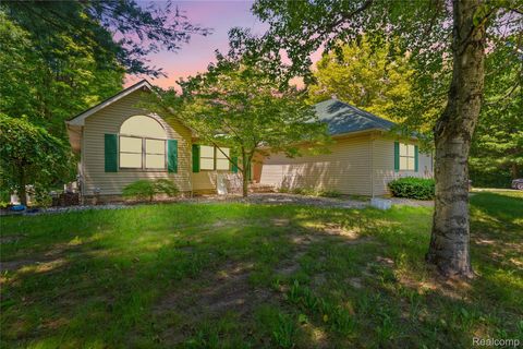 680 S Bartlett Road St Clair City MI 48079