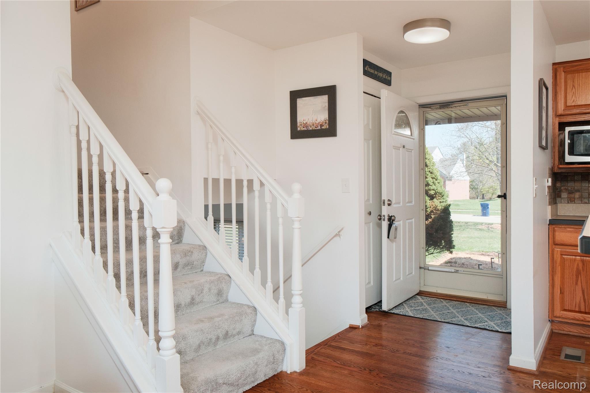 652 Stonehenge Drive