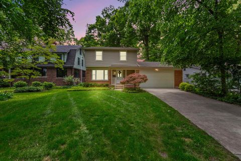 240 E Sunnybrook Drive Royal Oak City MI 48073