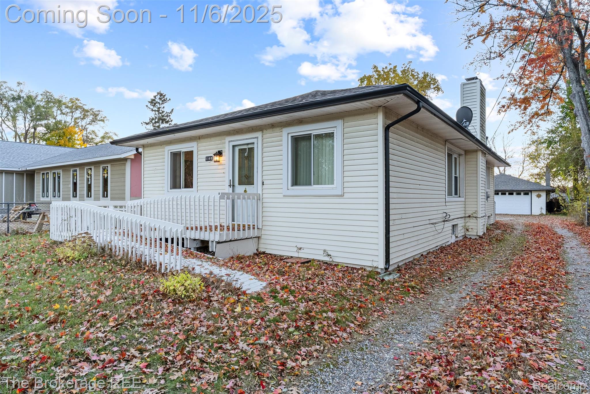 1140 Round Lake Road