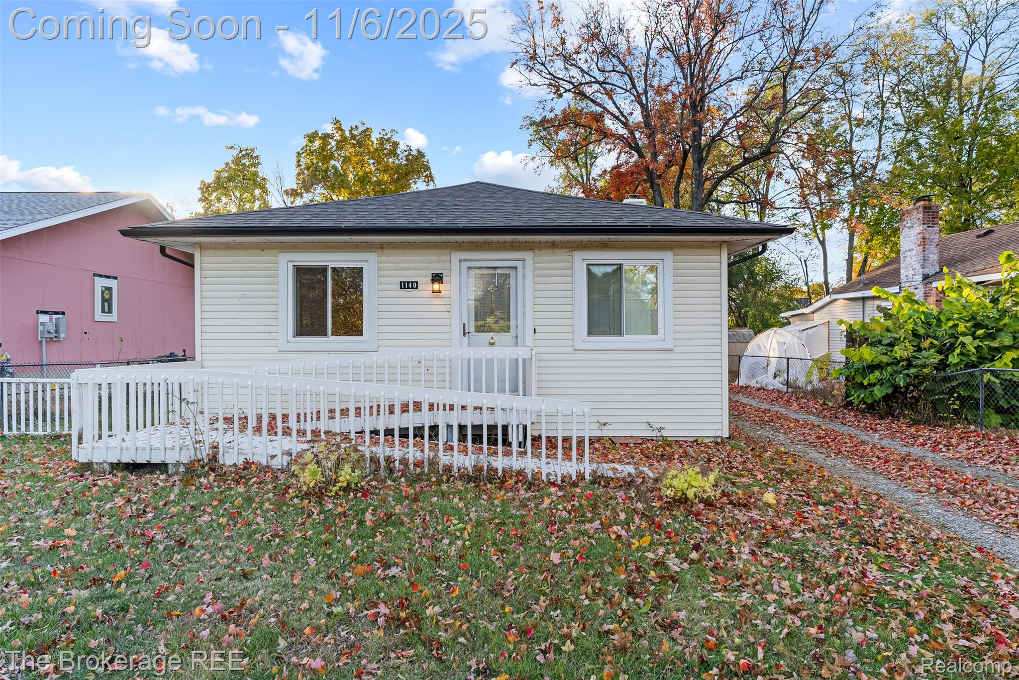 1140 Round Lake Road