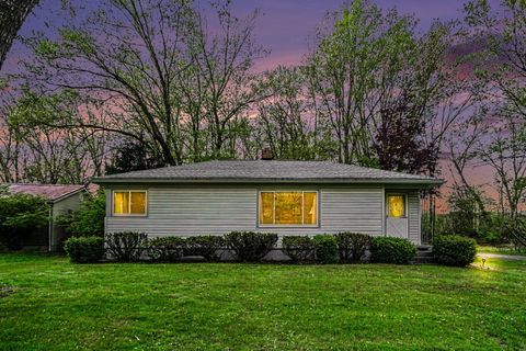 315 Marcelletti Avenue Paw Paw Village MI 49079