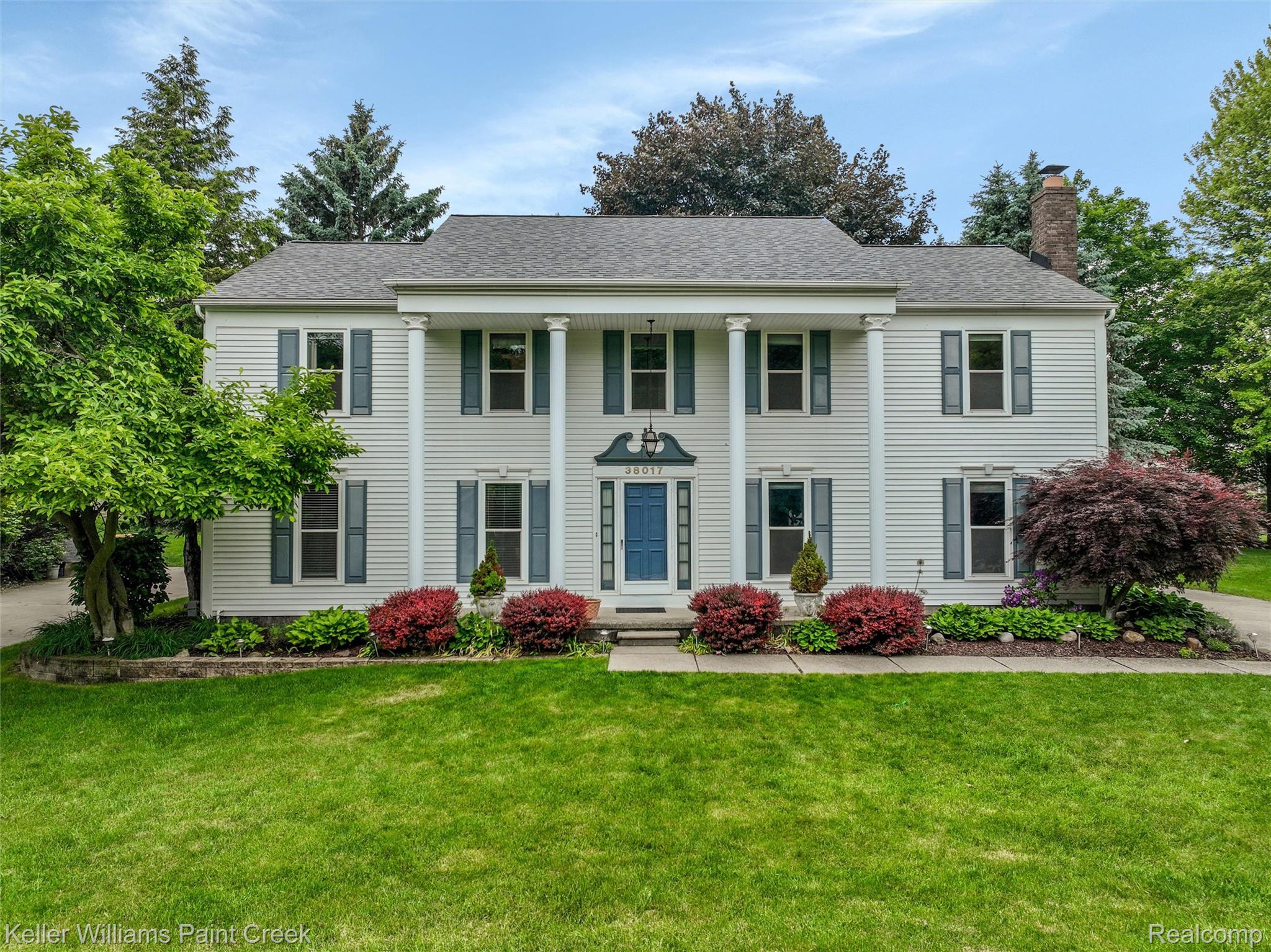 38017 W Meadowhill Drive