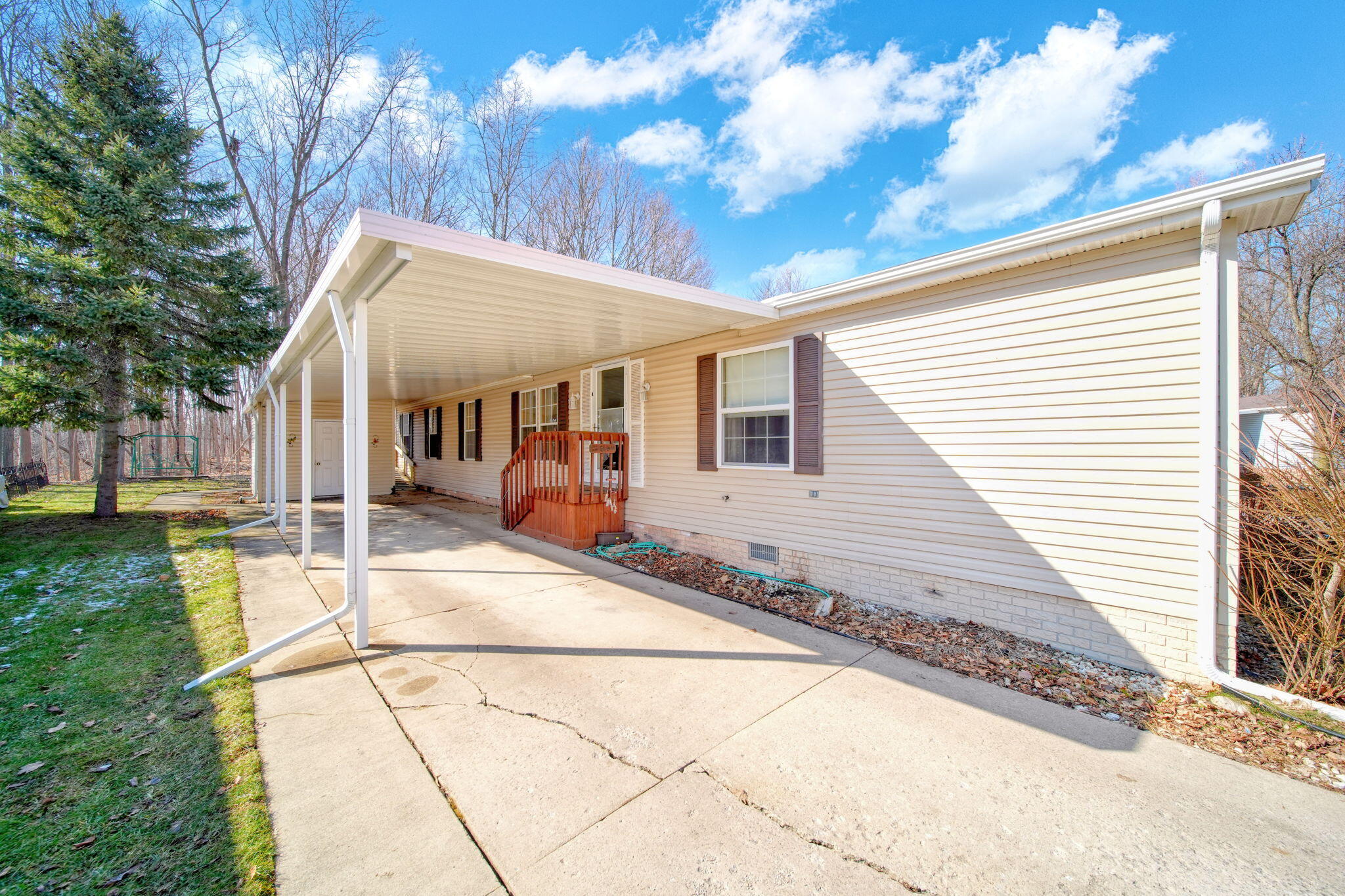 909 Savannah River Drive