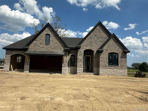 Photo of 57192 Meadowridge Drive, Washington Township, MI 48094 (MLS # 20251022242)