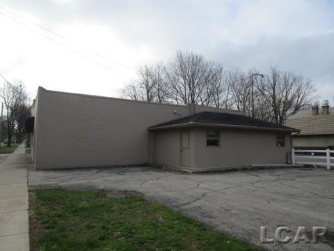 Photo of 108 E Butler Street, Adrian City, MI 49221 (MLS # 56050205831)