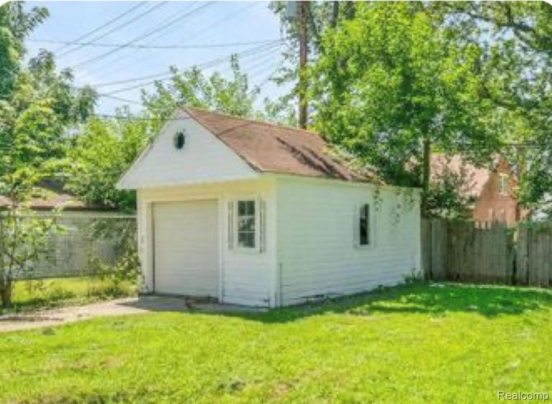 15471 Saint Marys Street