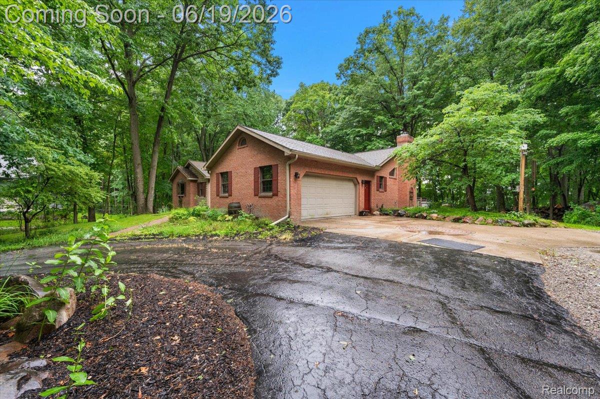 670 Rolling Acres Drive