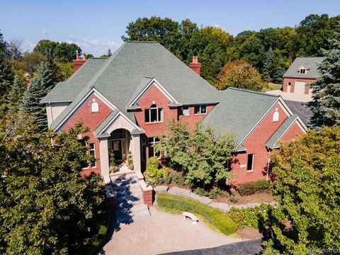 Photo of 67391 Mack Court, Washington Township, MI 48095 (MLS # 20251039354)