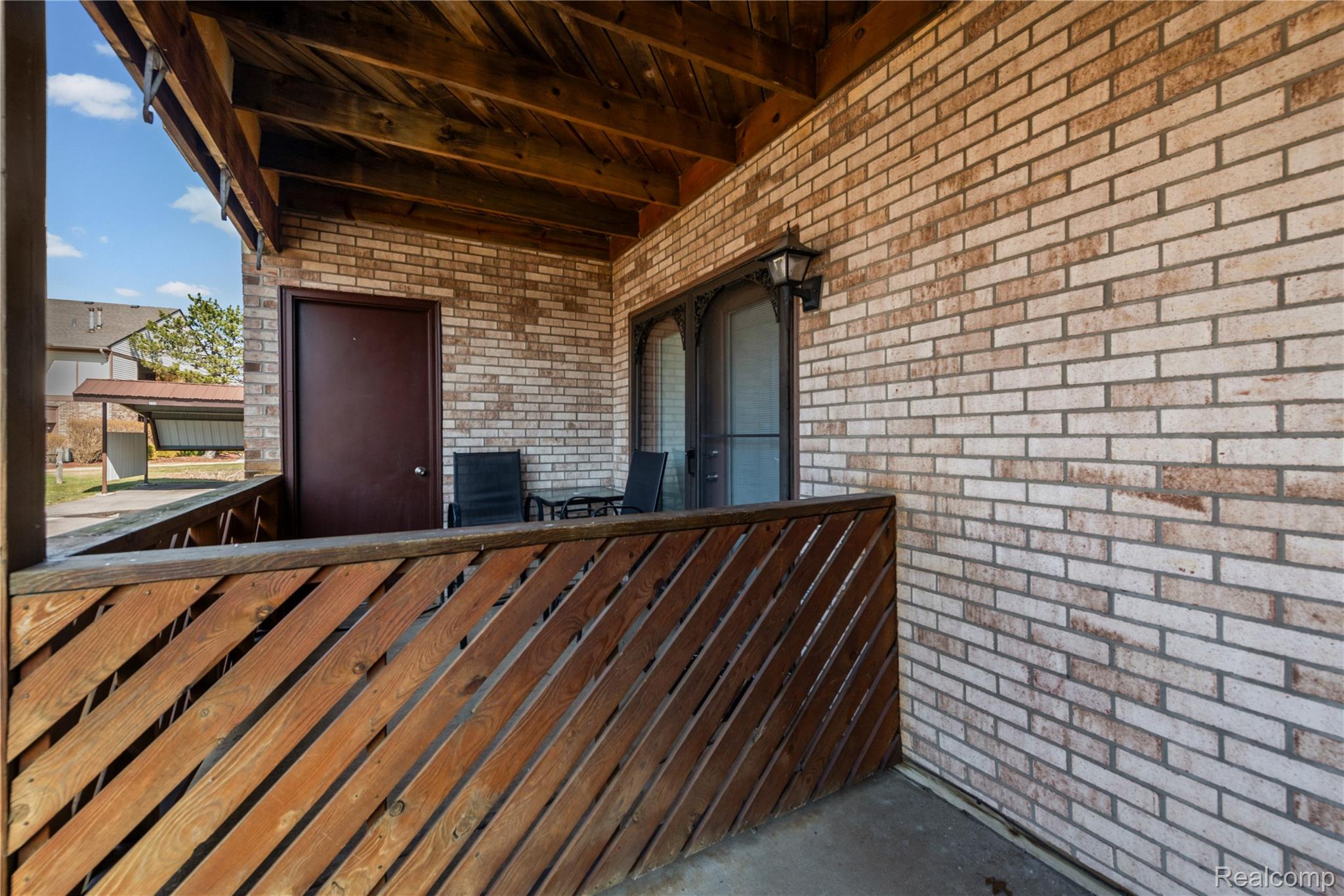16369 Woodlane