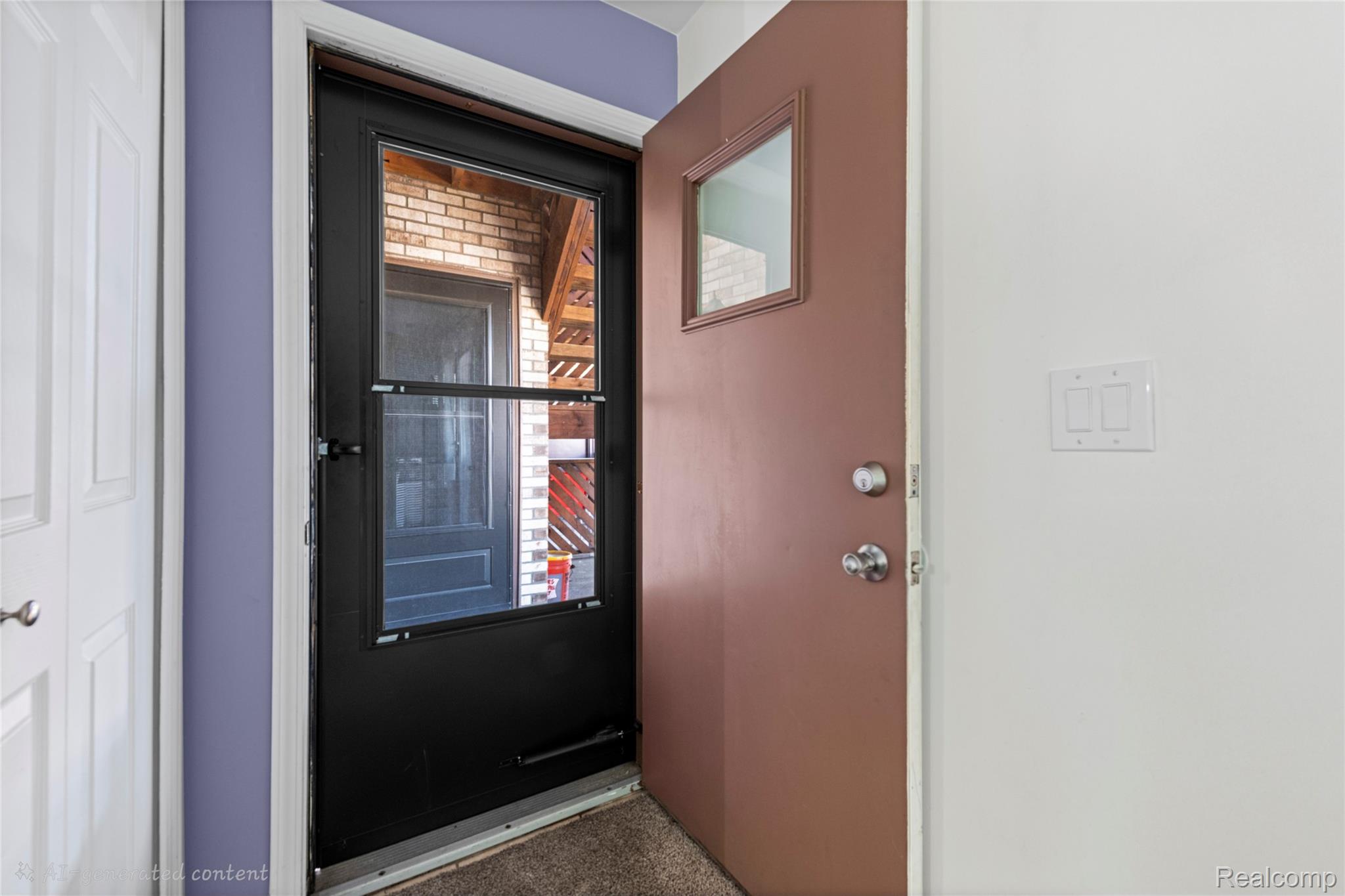 16369 Woodlane