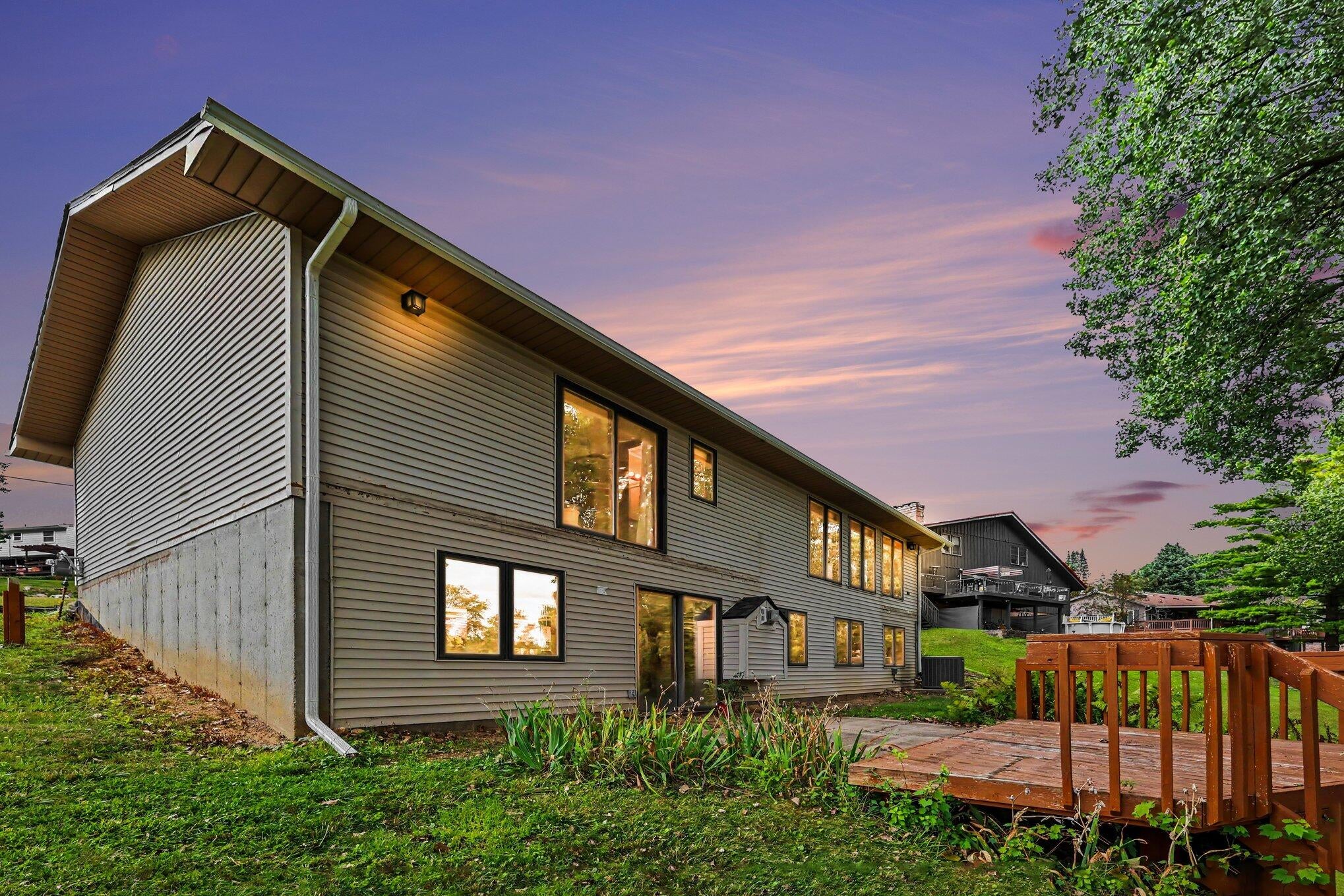 3007 Moraine Drive