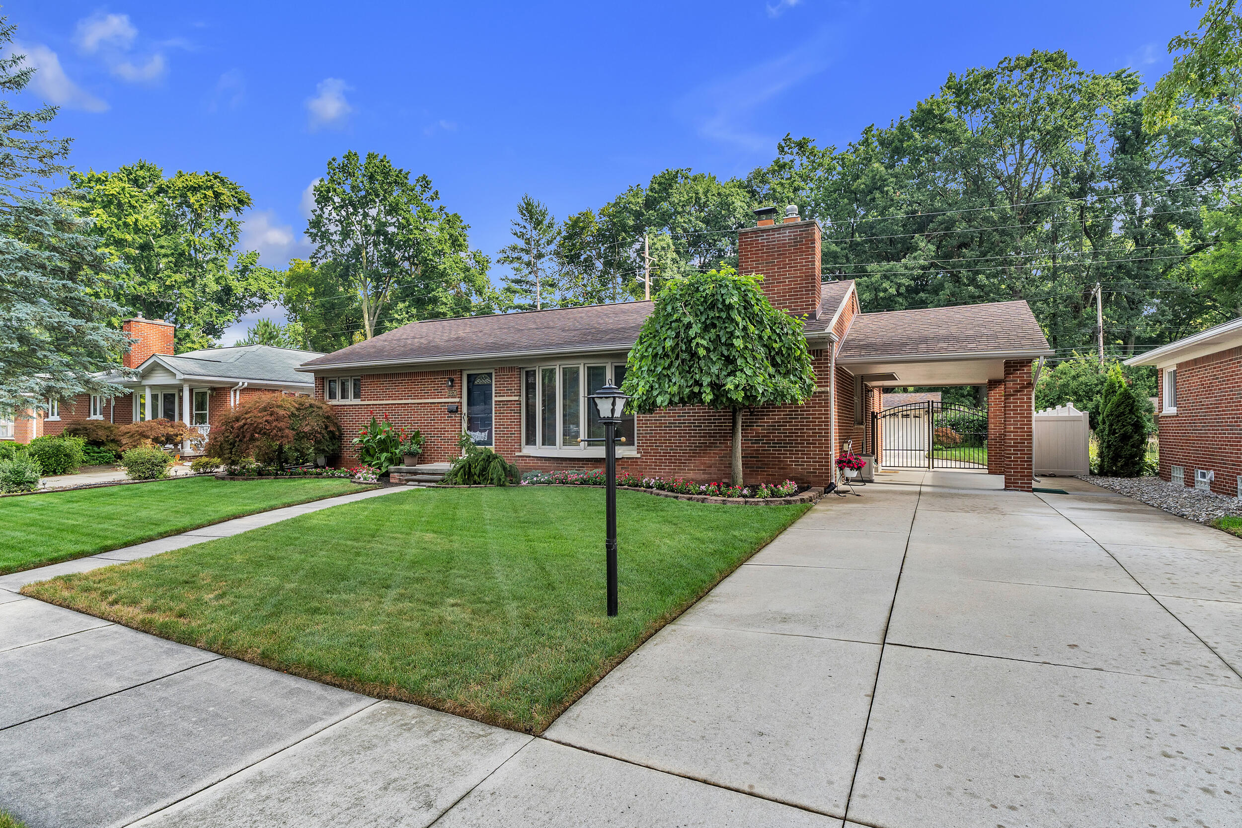 33576 Cindy Street