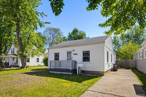 27320 HAMPDEN ST, MADISON HEIGHTS, MI 48071 - Image 5f551623e9f3faffb10d74dfa2d0c187/1910457154