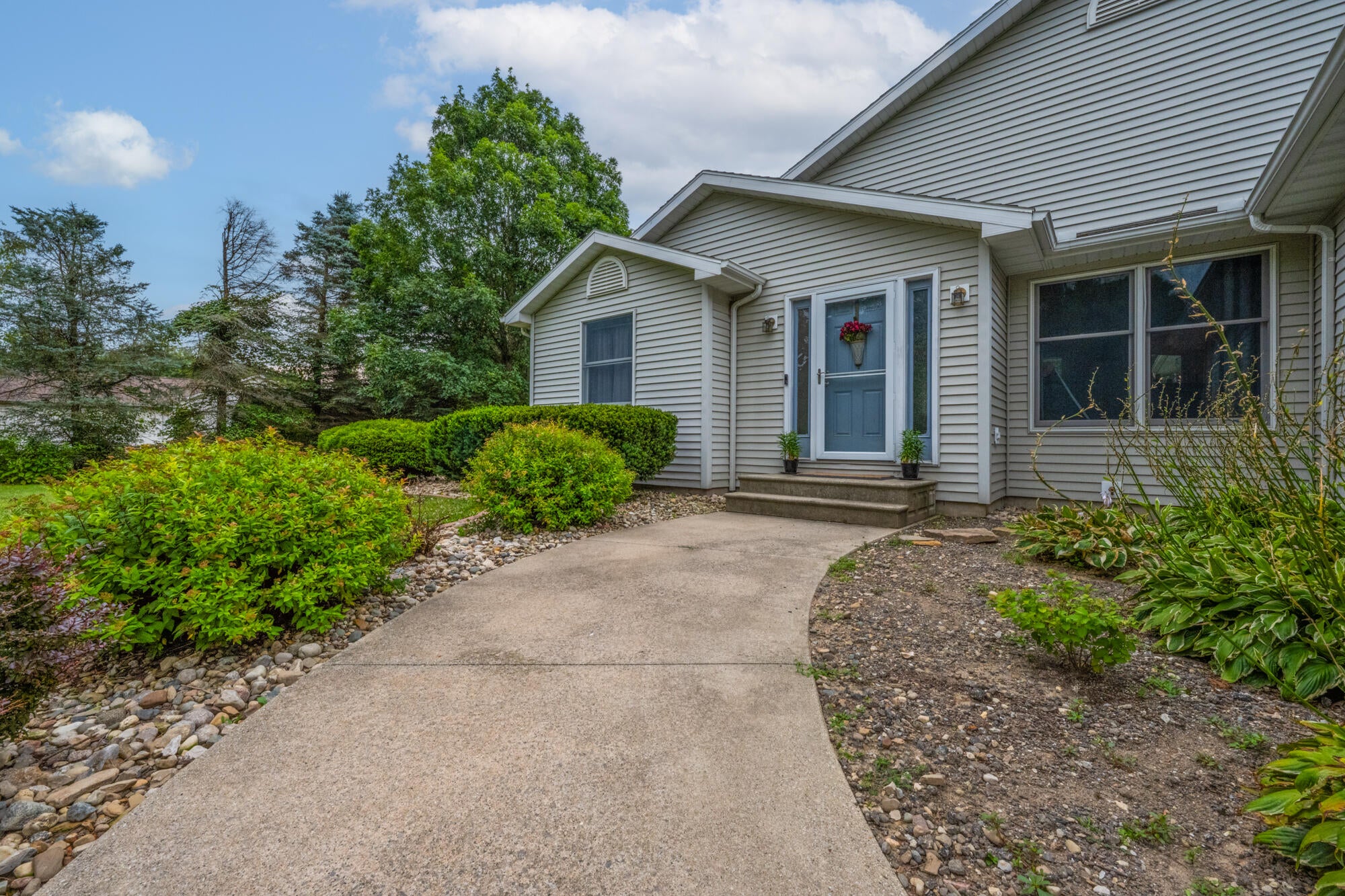 5324 Becht Road