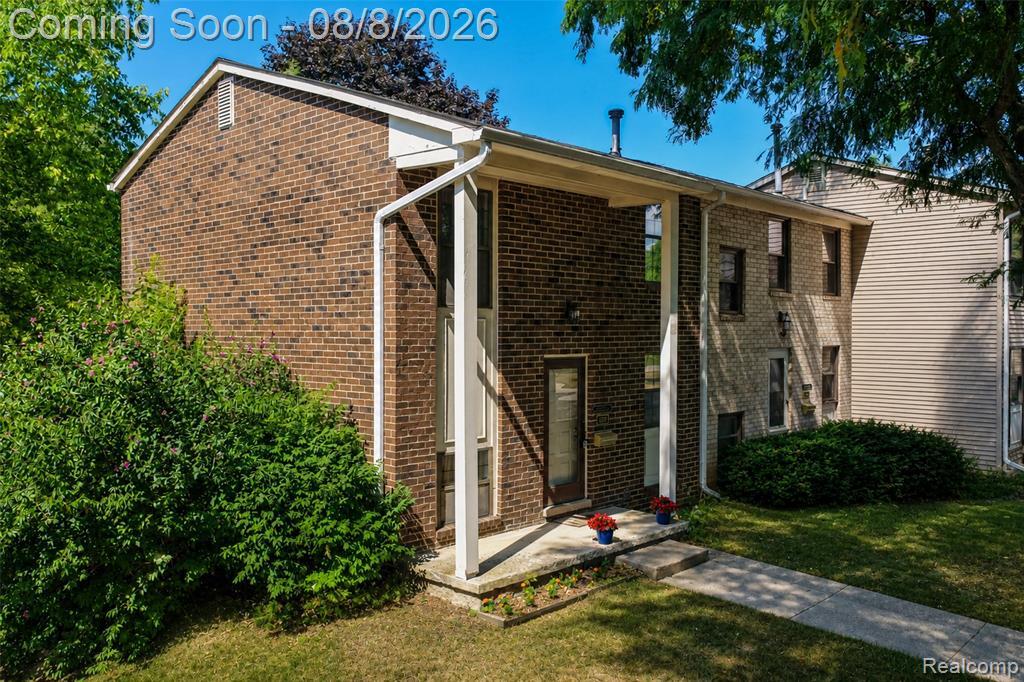 8358 Lakeview Drive
