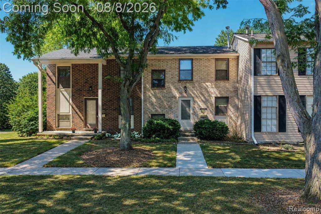 8358 Lakeview Drive