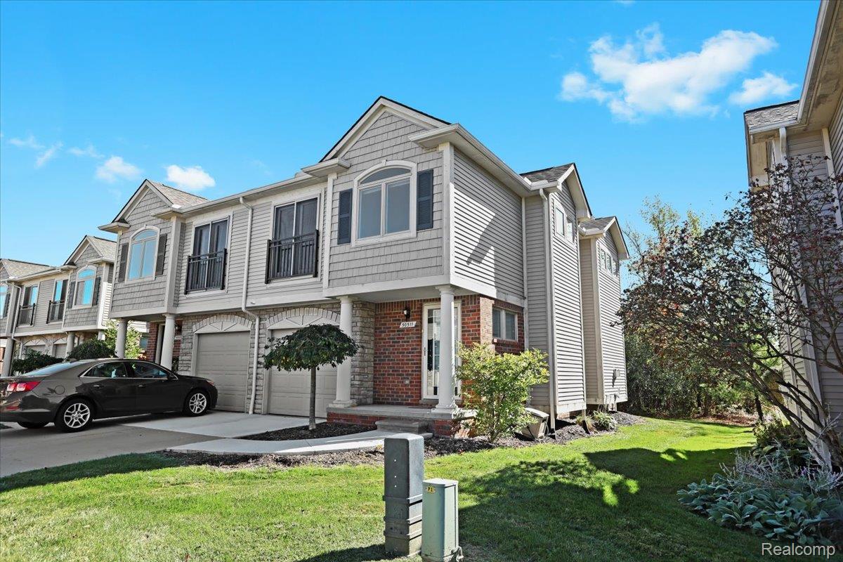 50511 Beechwood Court S