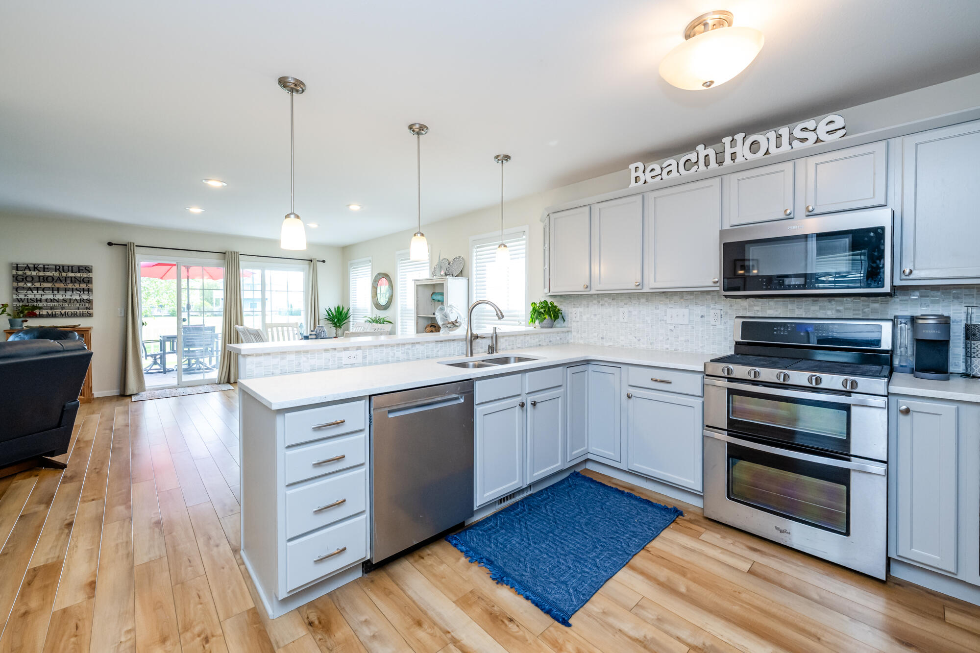 405 Anchors Way