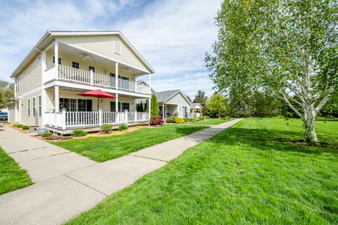 405 Anchors Way St Joseph City Berrien MI 49085