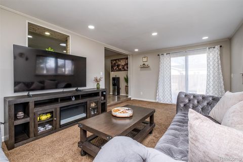 Tiny photo for 39856 Parklawn Drive, Sterling Heights City, MI 48313 (MLS # 20261015848)