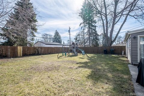 Tiny photo for 39856 Parklawn Drive, Sterling Heights City, MI 48313 (MLS # 20261015848)