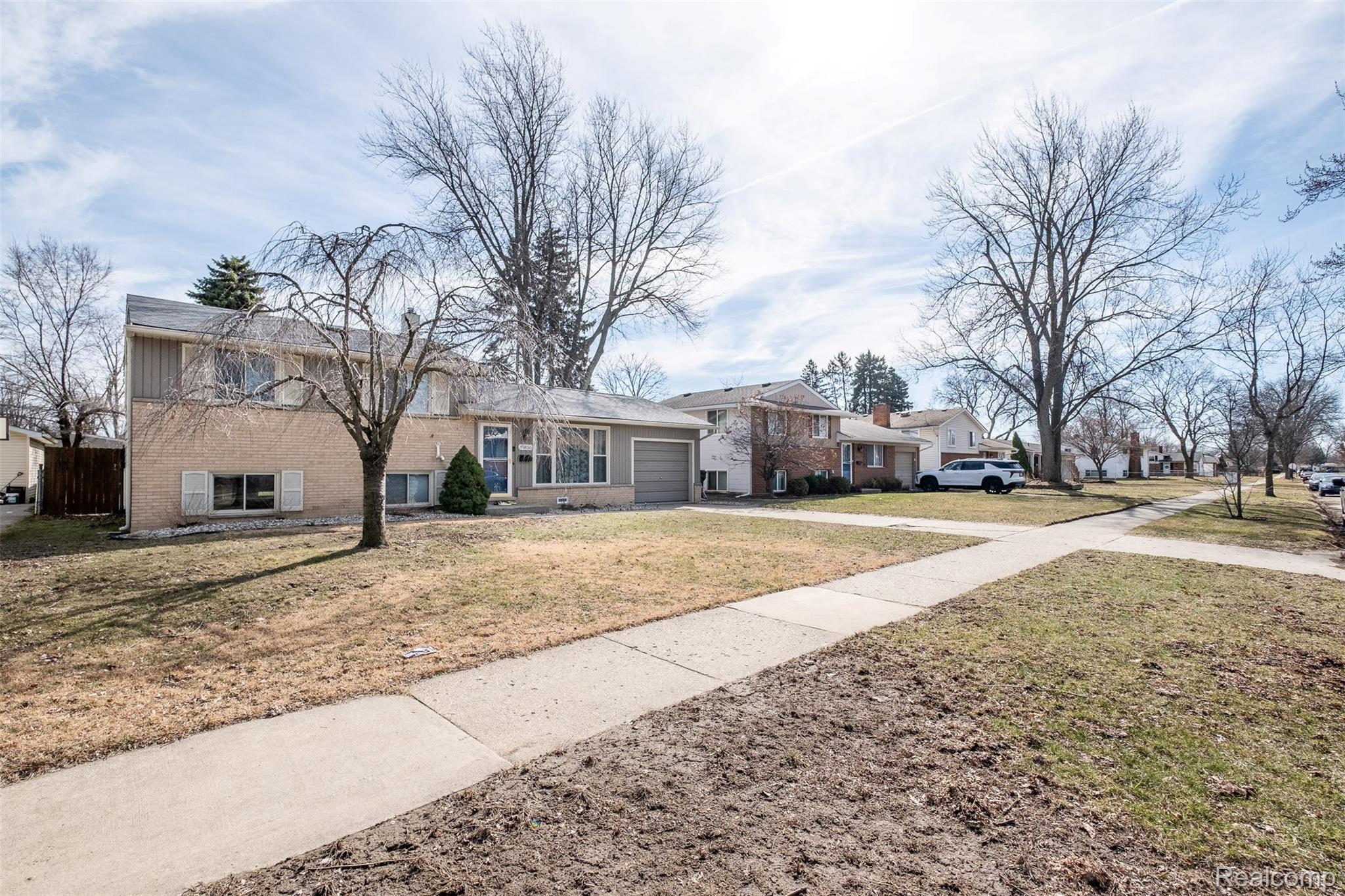 39856 Parklawn Drive