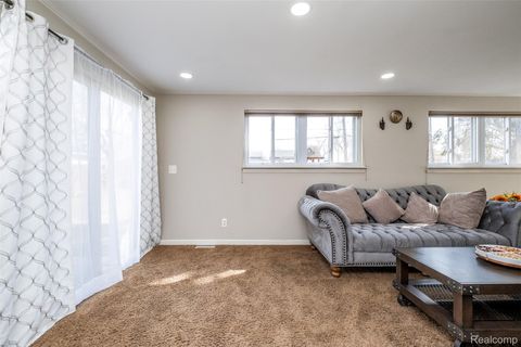 Tiny photo for 39856 Parklawn Drive, Sterling Heights City, MI 48313 (MLS # 20261015848)