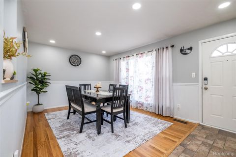 Tiny photo for 39856 Parklawn Drive, Sterling Heights City, MI 48313 (MLS # 20261015848)