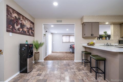 Tiny photo for 39856 Parklawn Drive, Sterling Heights City, MI 48313 (MLS # 20261015848)