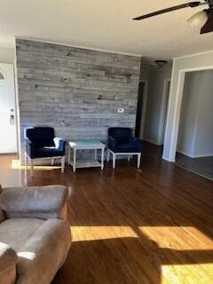 620 W Burr Oak Street