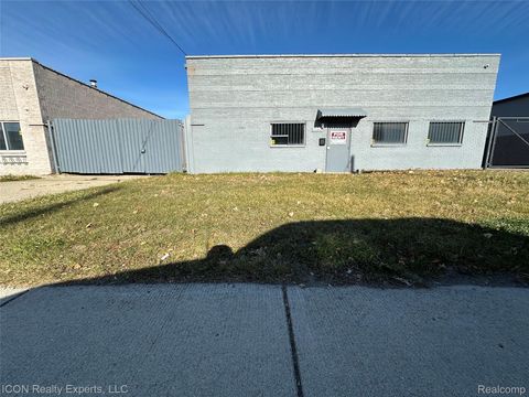 1767 E 10 Mile Road Madison Heights City MI 48071