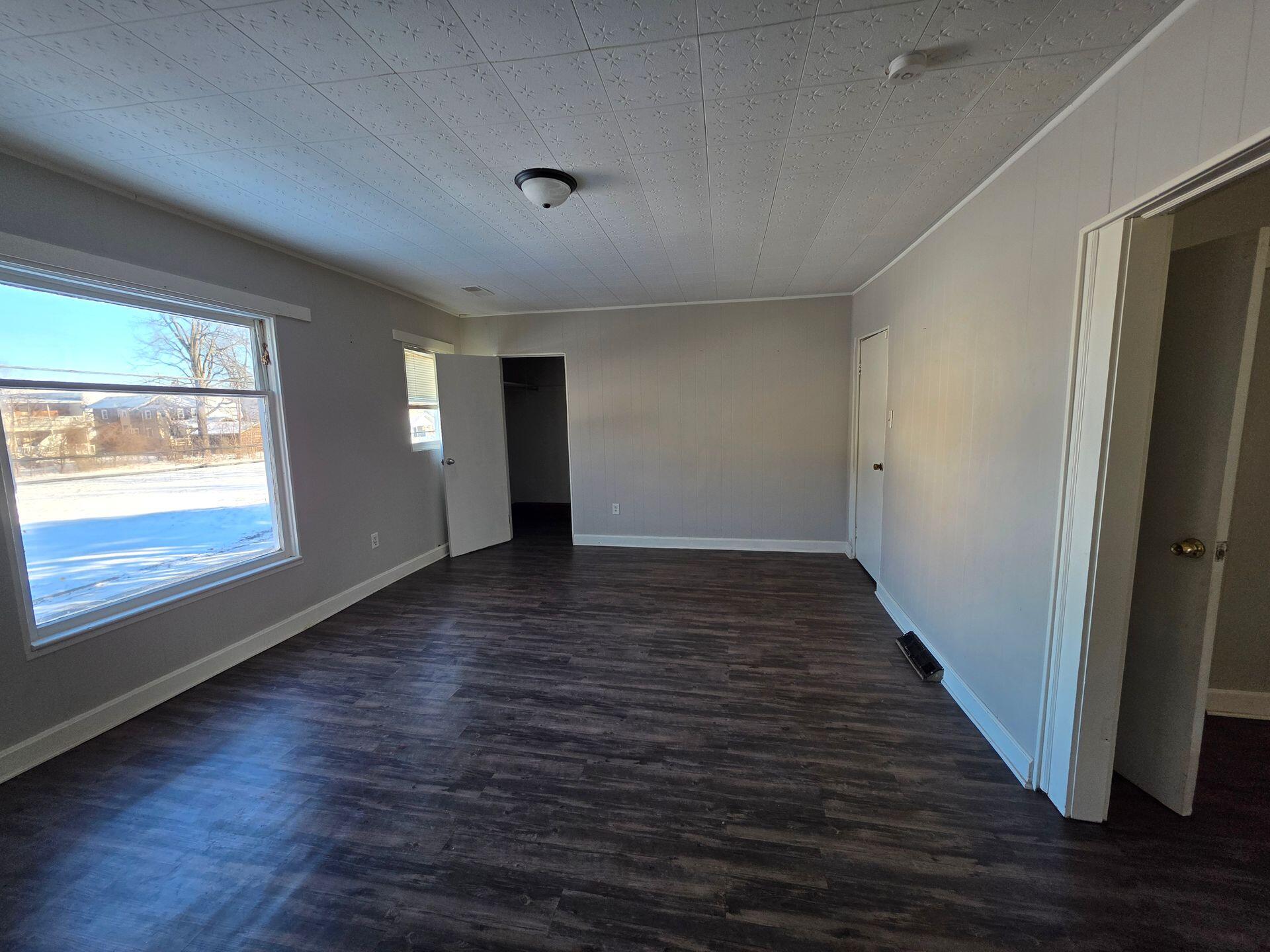 98 E Van Buren Street 9