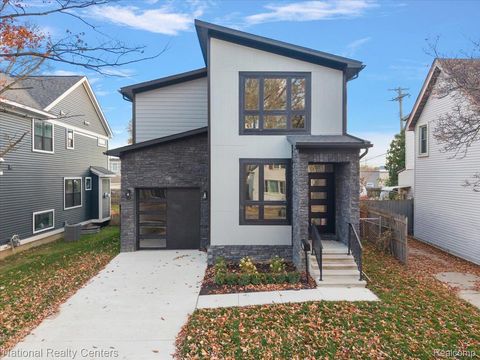 1032 E BRECKENRIDGE Street Ferndale City MI 48220