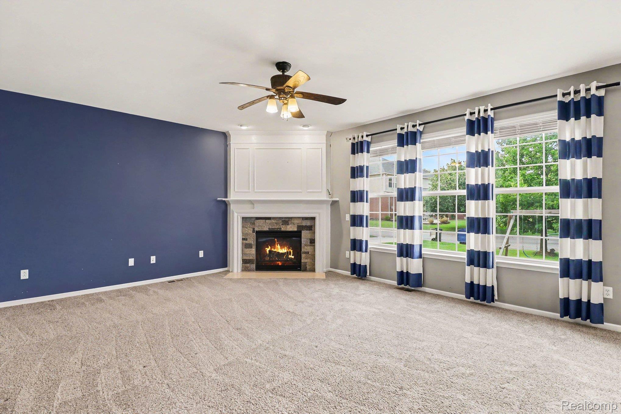 2418 Premier Lane