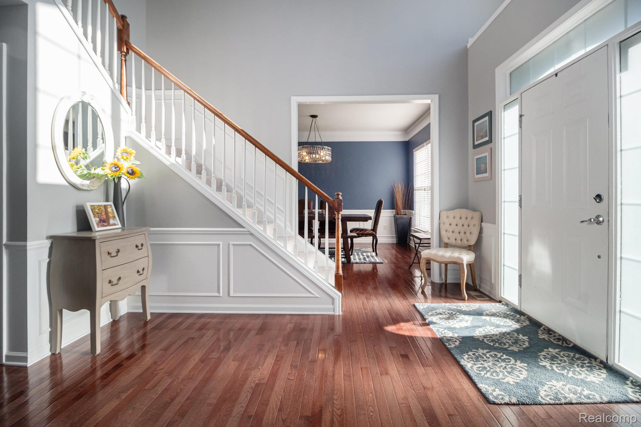 2418 Premier Lane