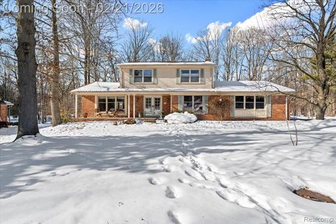 1761 Oakstone Drive Rochester Hills City MI 48309