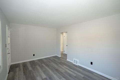 Tiny photo for 19820 Avalon Street, St Clair Shores City, MI 48080 (MLS # 20261016461)