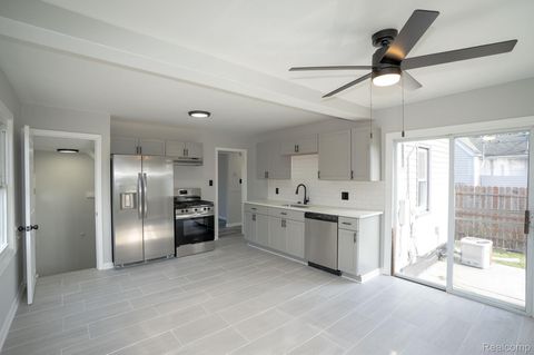 Tiny photo for 19820 Avalon Street, St Clair Shores City, MI 48080 (MLS # 20261016461)