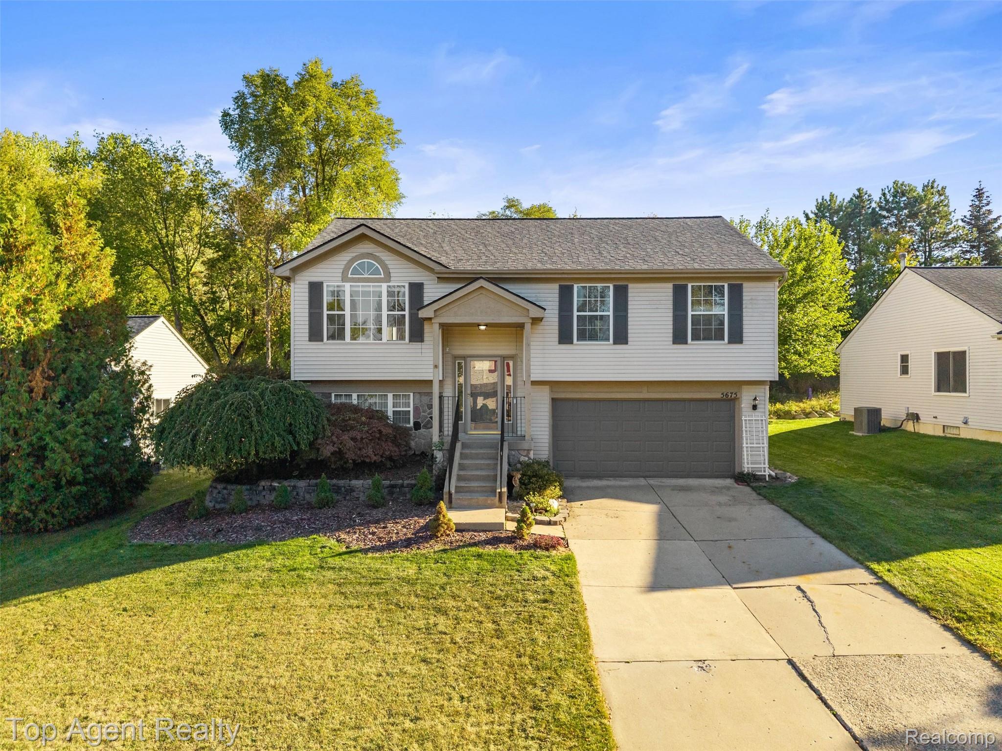 5675 Millpointe Drive