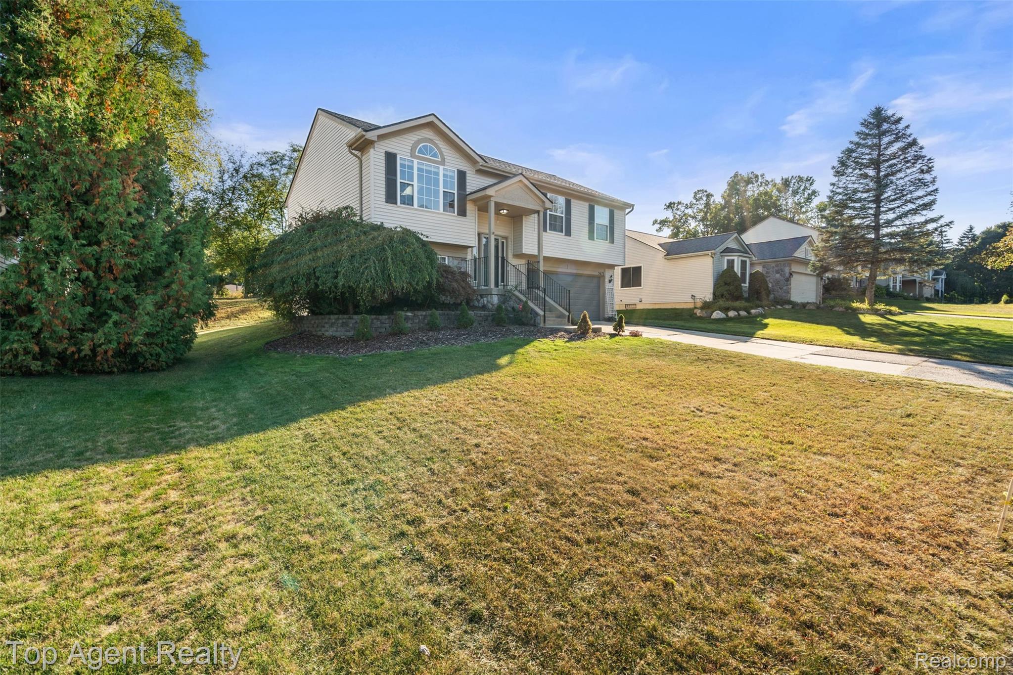 5675 Millpointe Drive