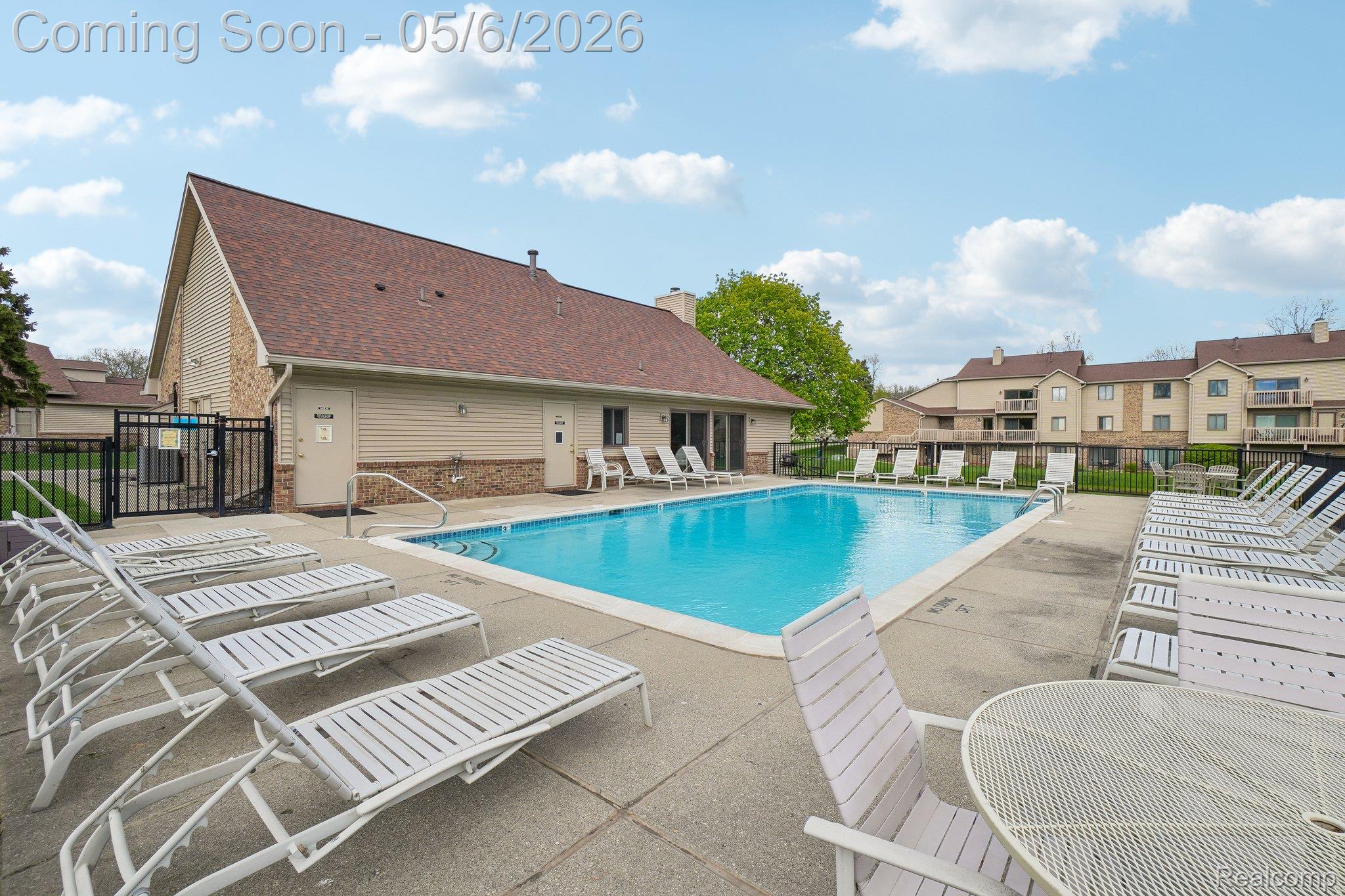 7132 Clements