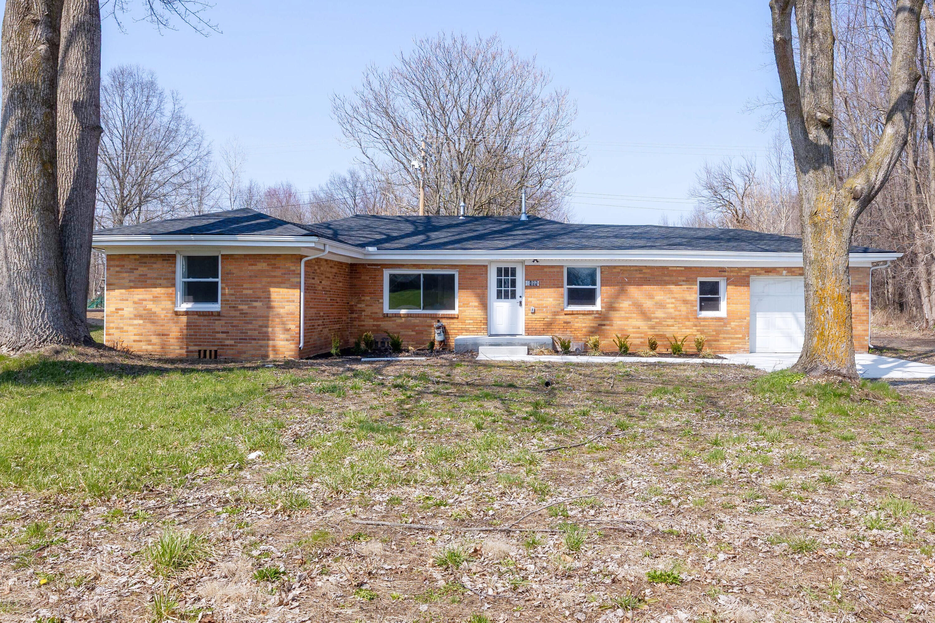 5424 Oakville Waltz Road
