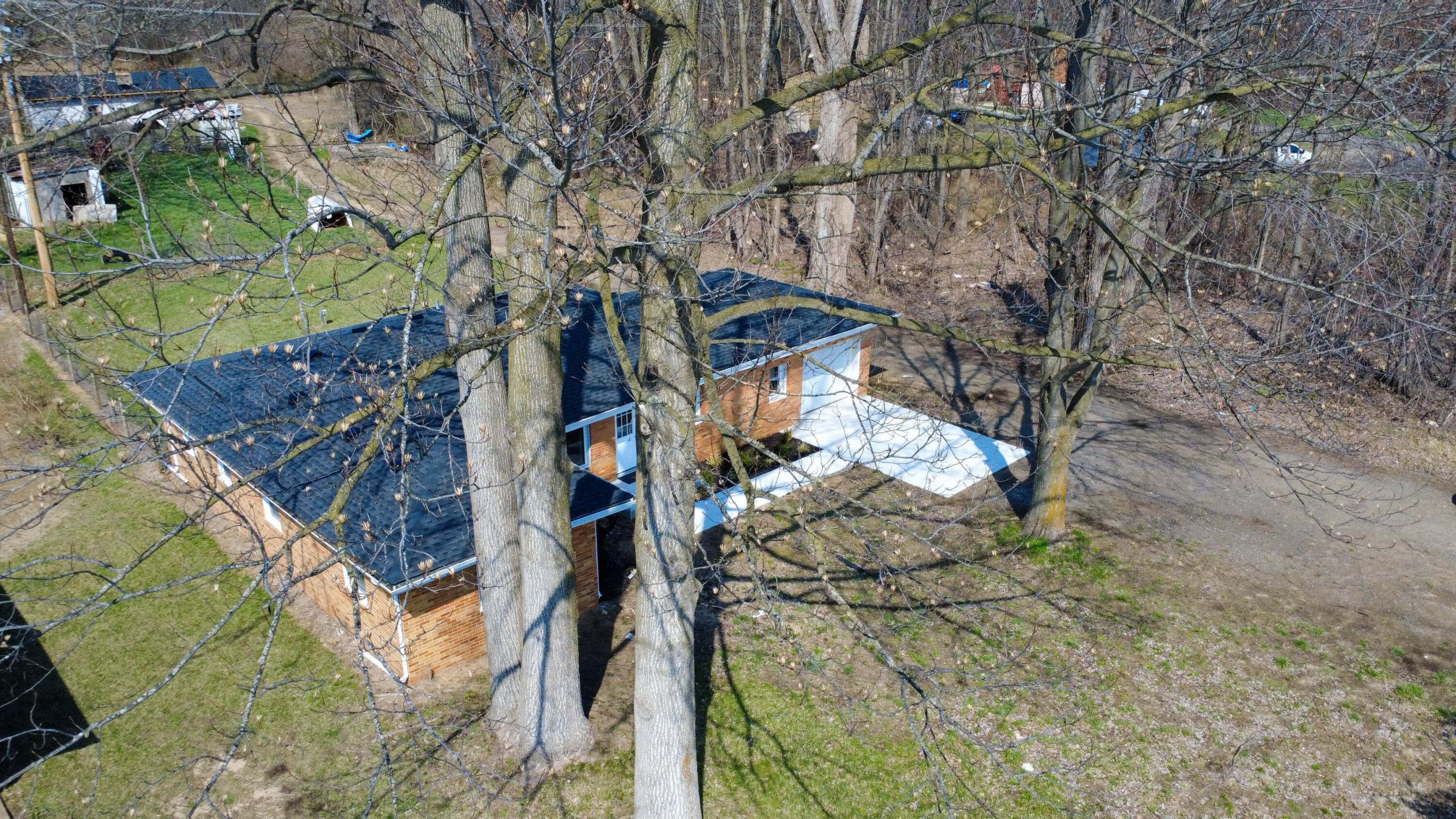 5424 Oakville Waltz Road