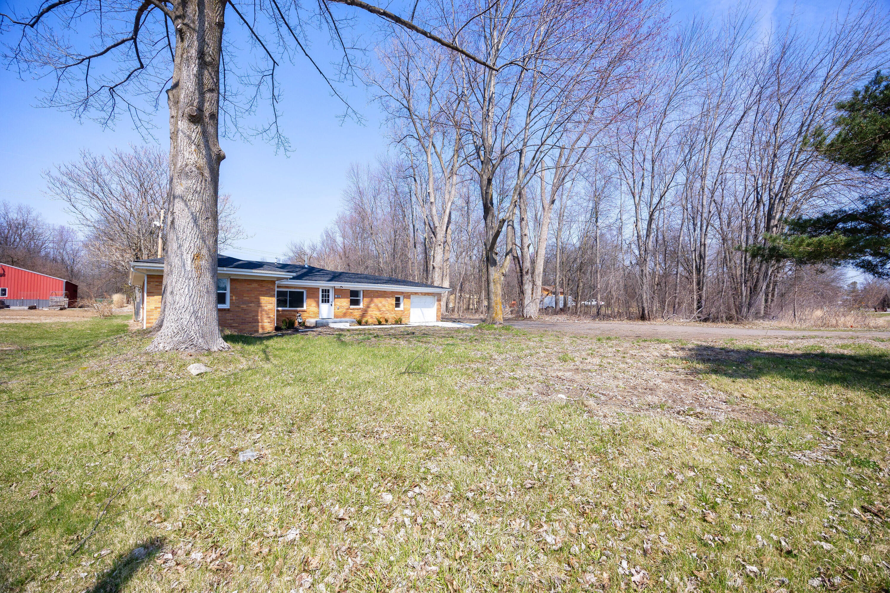 5424 Oakville Waltz Road
