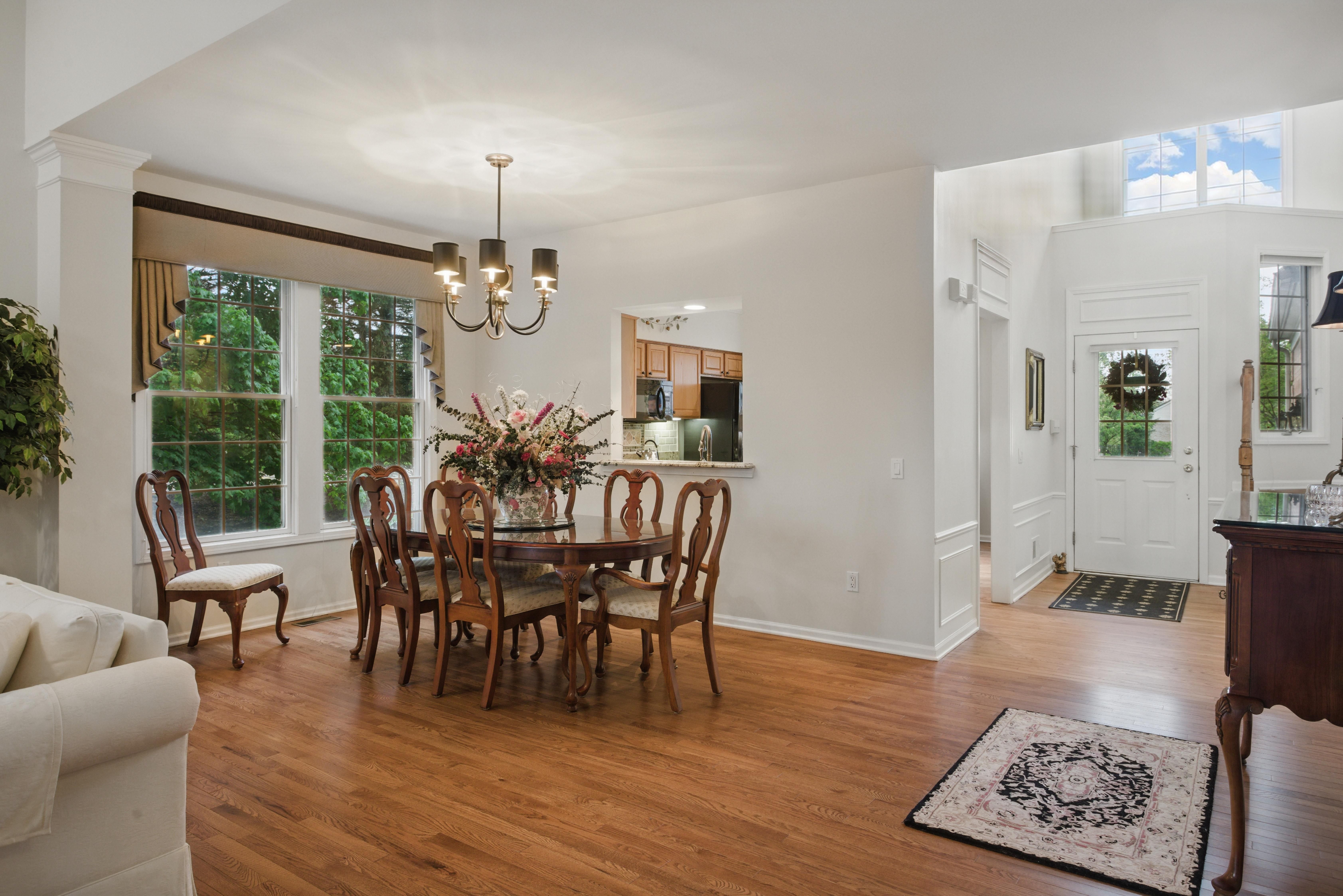 Plymouth Charter Township Wayne, Michigan 48170, United States, 3 Bedrooms Bedrooms, ,3 BathroomsBathrooms,Residential,Pending,130020